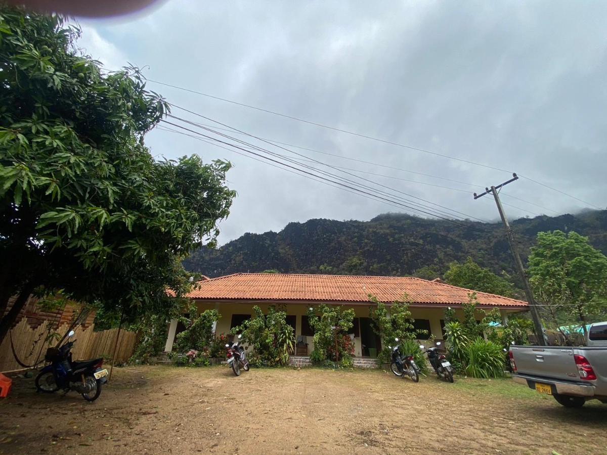 Letana Guesthouse Ban O المظهر الخارجي الصورة