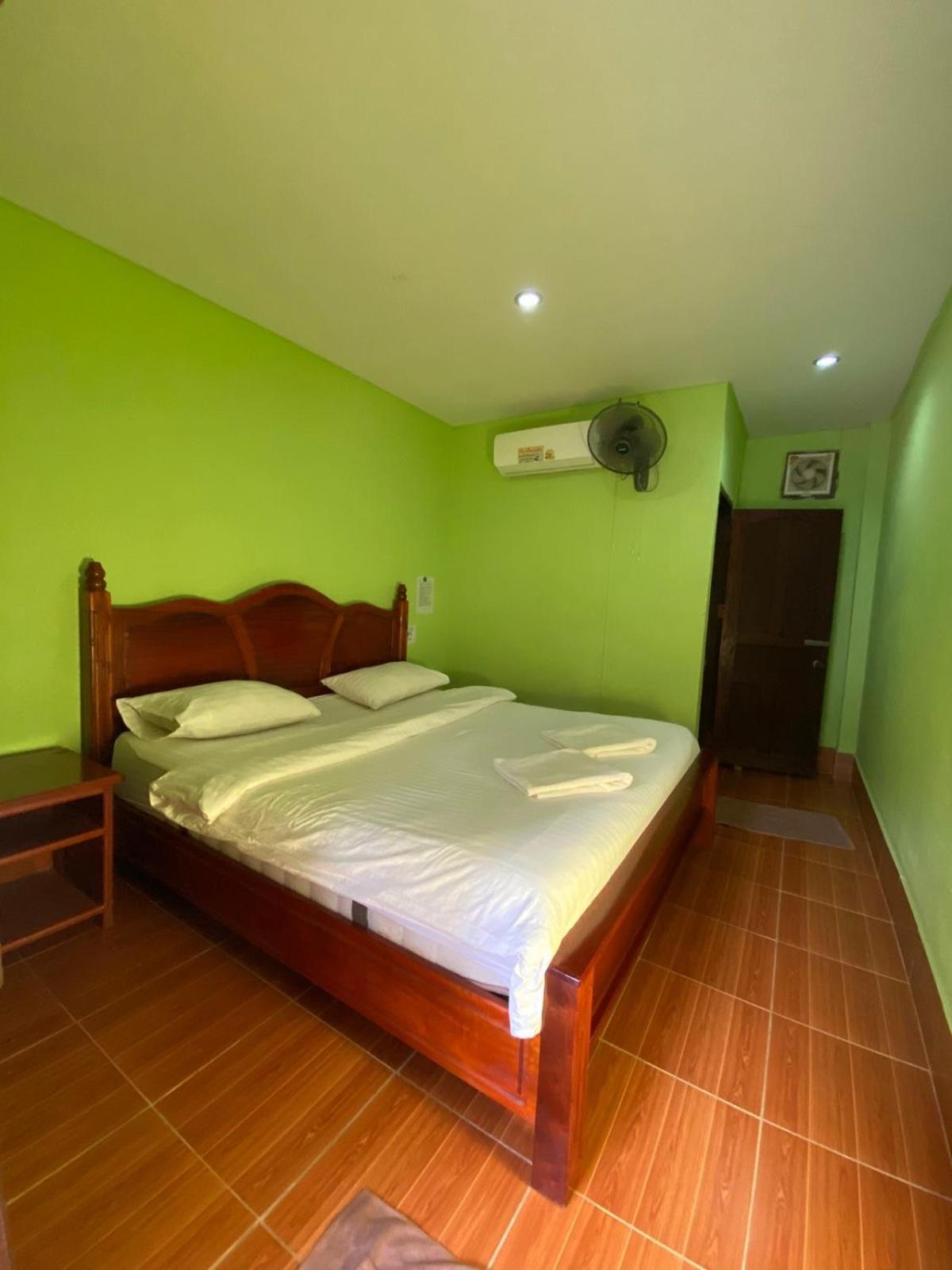 Letana Guesthouse Ban O المظهر الخارجي الصورة