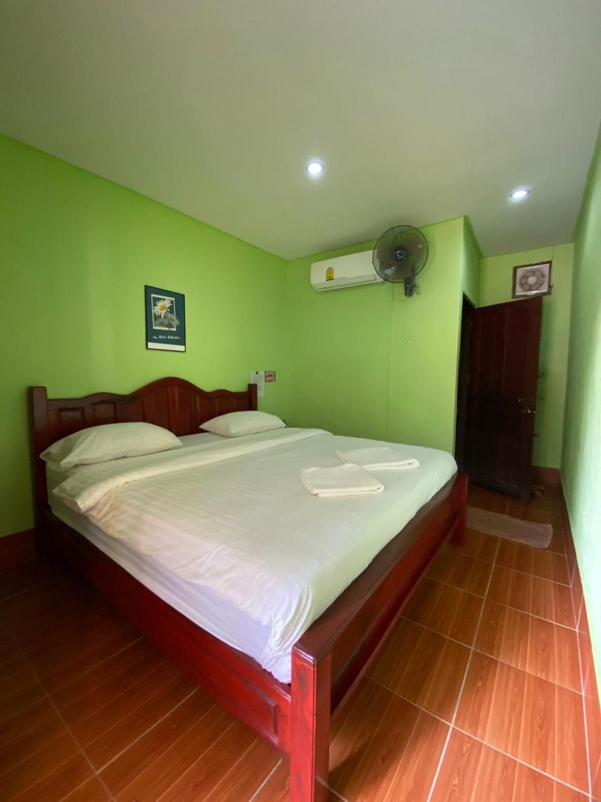 Letana Guesthouse Ban O المظهر الخارجي الصورة